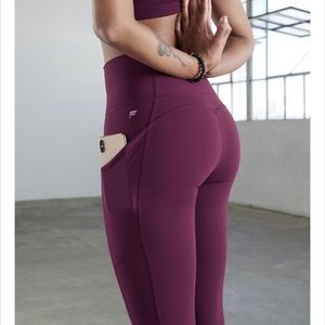 Fabletics Oasis high-waisted pocket legging